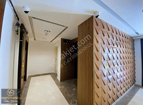 Çengelköy Güzeltepe 'de Şık Tasarımlı 3+1 140 M2