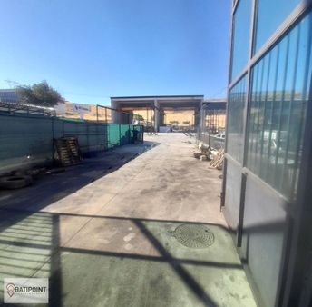 Yuva Mermerciler Sitesinde Satılık İş Yeri