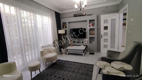Remax Armadan İzmir Buca Kuruçeşmede Satılık Bakımlı 3+1 Daire