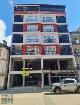 Tabela Değeri Yüksek 225 M2 Kiralık Sıfır Asma Katlı Dükkanımız