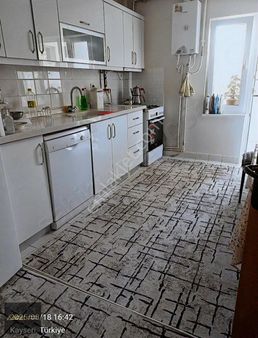 İldem Çarşı İçinde Harika Konumlu İstenilen Herşey Yani Başında