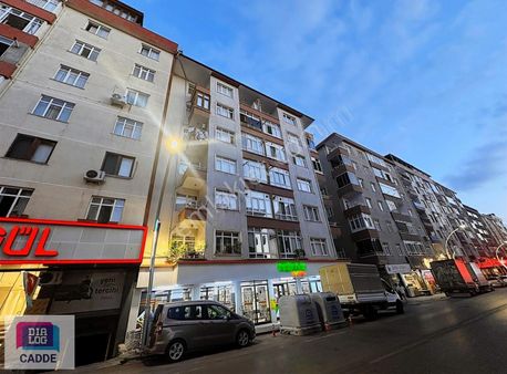 Gebze Çarşı İçinde Satılık Ana Cadde Üzeri 2+1 Daire