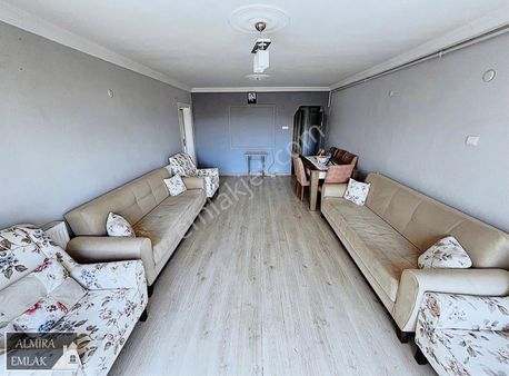 Hatay Üçyol Da Metro Ve Meydan Da 3+1doğalgazlı Asansörlü Daire