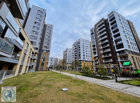 Sur Yapı Antalya En Büyük Satılık Dairesı 3+1..142m2