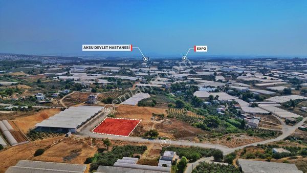 Aksu, Güzelyurt'ta Konut İmarlı 3.600 Satılık Köşe Parsel Arsa