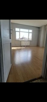 Ümraniye Altınşehir Metro Yürüme Mesafesi 3+1 4.kat 130 Metre Metro Yürüme Mesafesi Yabancı Ya