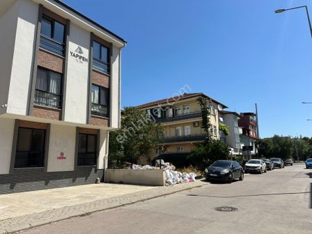 Eskidjide Yenişehir Mah Konak Hastanesi Yanı Yeni Binada Ofis