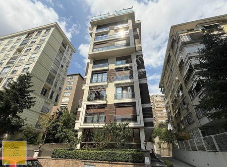 Göztepe'de Satılık 4+1 Boş Daire Katta Tek