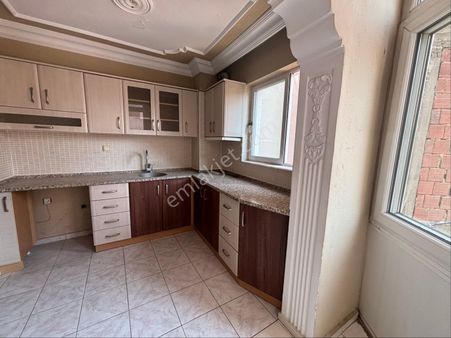 Nazilli Turan Mahallesinde Cadde Üzerinde Satılık 3+1 Daire