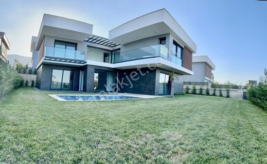 Denizli Hallaçlar’da 7+1 Sıfır Müstakil Bağımsız Villa