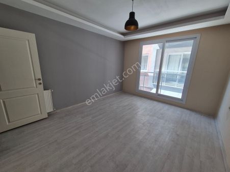 Prestij'den Yeni Mah'de 5 Yaşın'da Doğalgazlı Asansörlü 2+1 Daire