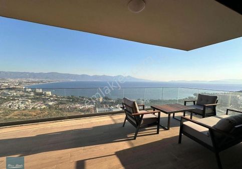 Kuşadası’nın En Prestijli Projesinde Eşsiz Manzaralı Full Eşyalı Lüks Daire