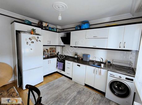 Kastamonu Merkez Candaroğlu Mah. Batıkent Sitesinde Satılık 3+1