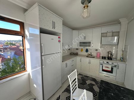 Bilgin Emlaktan Merkezde Geniş Kullanışlı Full Eşyalı 3+1 Kiralık Daire