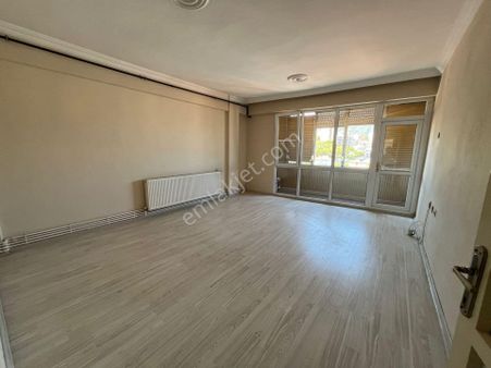 Asil'den Üçkuyular 14 Sokakta 3+1 Arakat Kiralık Daire