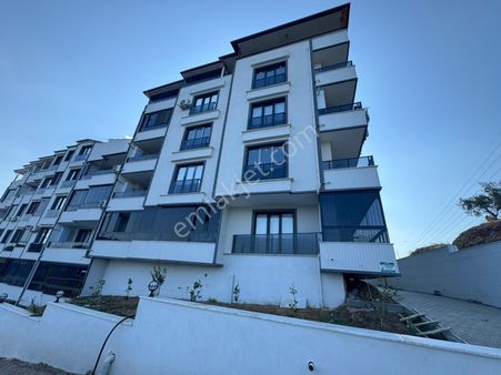 Edremitte Sıfır Daire