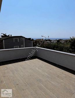 Büyükçekmece Güzelce Rose Garden Vilları Bahçeli Deniz Manzaralı