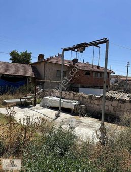 Tekgöz'den Yenisofça'da Satılık Köy İçi Bahçeli Müstakil Ev