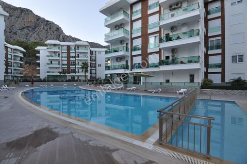 Sarısuda Lüks Sıte İçerisinde Giriş Kat Doğalgazlı Eşyalı 2+1 Kiralik Daıre