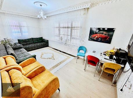 Avantaj Emlak'tan Yenibayındır'da Asansörlü Katta 3+1 Daire