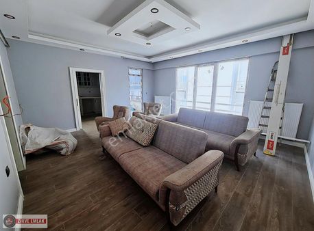 Şahincili Mahallesi'nde 130m² Satılık Site Dairesi.