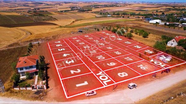 Çeşmelide Köyiçi Çevrili Satılık Arsa