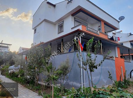 Çandarlı Çamönü Sitesi 4+1 Triplex Villa Depolu Ve Meyve Ağaçlı