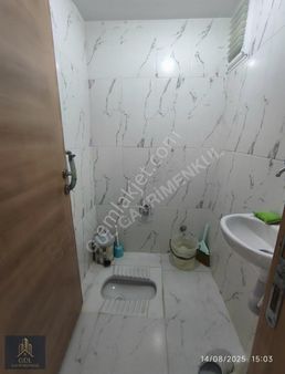 Vatan Caddesinde Büyük Odalı Ebeveyn Banyolu 2+1 Satılık Arakat!