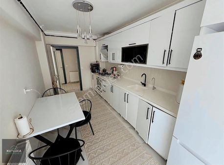 3+1 Şehir Hastanesine Tek Ulaşım Okul Ve Market Yakını Masrafsız