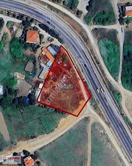 Yalova Akköy Şahin Tepesinde Satılık İmarlı Tarla