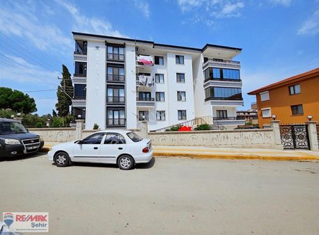 Yalova Altınova Cumhuriyet Yeni Bina Arakat 3+1 Köşe Daire