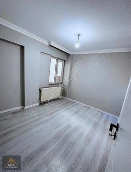 Adil Gayrimenkulden Cuma Pazarı Mevkiinde Satılık Daire