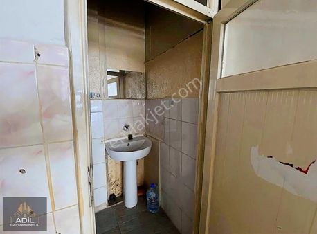 Adil Gayrimenkulden Satılık Dükkan