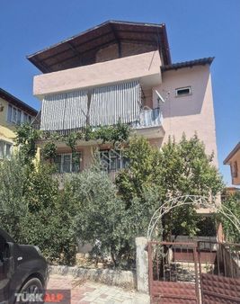 Denizli Sırakapılarda Komple Bina