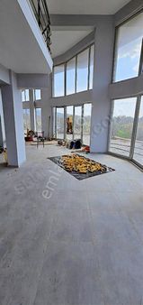 Prestij Cad Yakını 151 M² Kiralık Dükkan