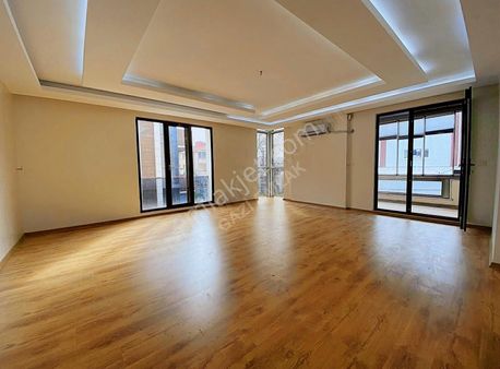 ""gazi Emlak""a.menmah 159 M Ara 3+1 Klima Spor Site Garaj Park