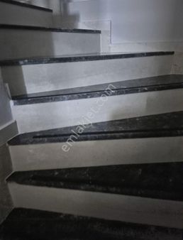 Tuzla Mah. Esnaf Hast. Yakınında3+1 Asansörlü Park Cepheli Daire