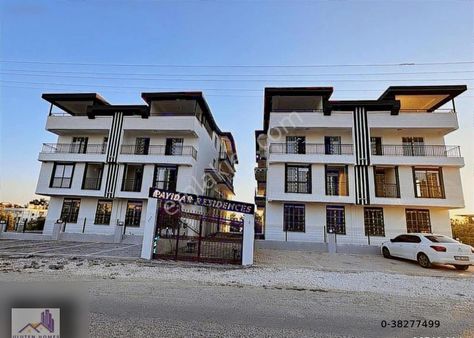 Uluten Emlakdan Sarılara Acil Satılık 2+1 Havuzlu Yüksek Giriş