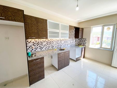 1. Etapta Orman Cepheli Çift Balkonlu Ara Kat 3+1 Geniş Daire