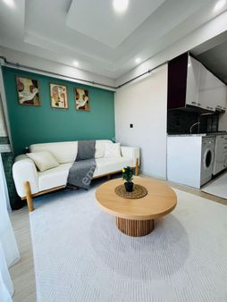 Ender Uysal Gayrimenkulden İncilipınar Da 1+1 Mega Balkonlu Kiralık Apart.