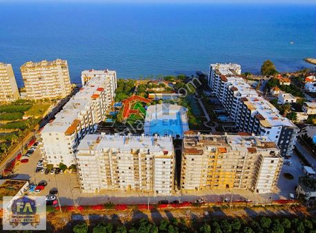 Fa'dan Altınörende 1'de Deniz Havuz Bahçe Manzaralı 2+1 Daire