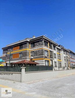 Selahaddin Eyyubi Mah.de 3.5+1 Ultra Lüks Satılık Arakat Daire