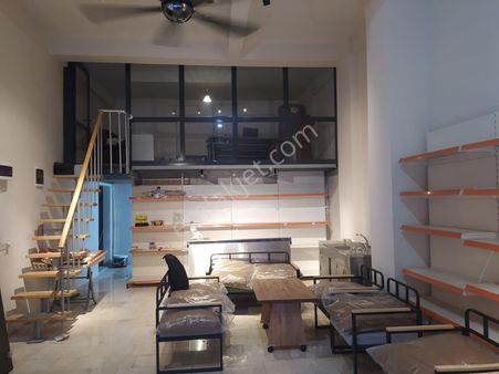 Karamürsel Merkez’de Ana Arter Üzerinde – Yüksek Tavanlı Çok Amaçlı 120 M² Kiralık Dükkan + Üst Kat
