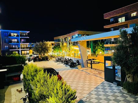 Kuşadası Merkezde Yatırımlık 1+1 Residance
