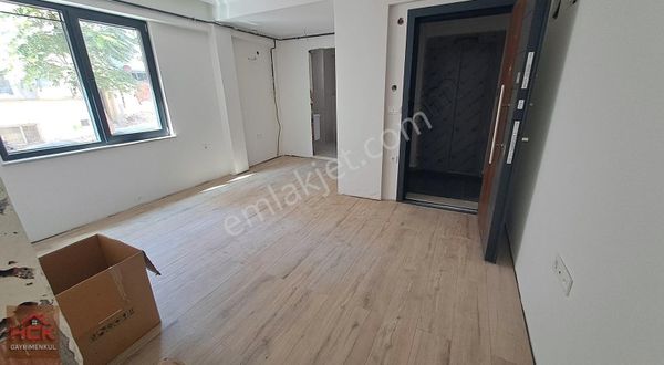 Hçk Gayrimenkul'den Çarşının İçinde 1+1 Sıfır Daire