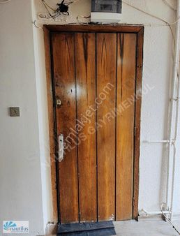 Tophane Galataporta Çok Yakın, Ofis, Büro 50 M2. Kiralık Dükkan