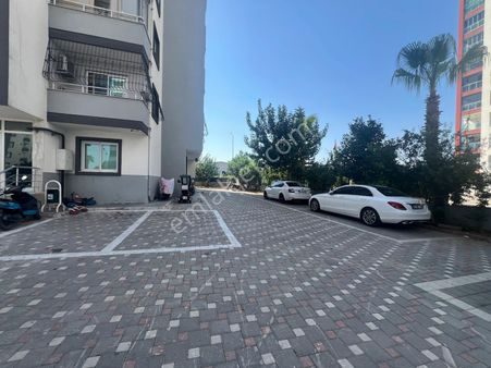 Aydınlar Mahallesi 3+1 Kapali Mutfak Doğalgazlı Hasarsiz Havuzlu