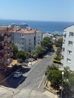 Kuşadası Ege Mahallesinde Full Deniz Manzaralı 3+1