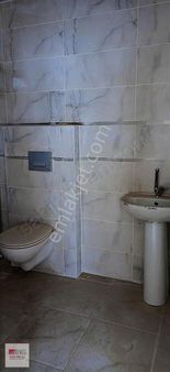 Yeni Kapalı Pazar Yeri Yanında 3+1, Net 135 M2 Fırsat Daire