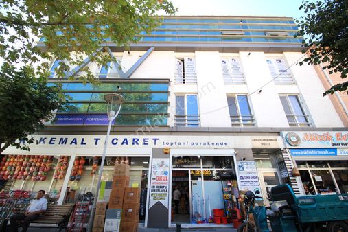 Esgyo'dan Esnaf Sarayı Yanı 2+0 Ayrı Mutfaklı Kiralık Ofis Daire